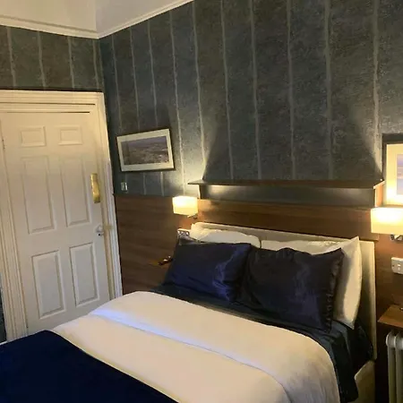 Upstairs Studio - Private Kitchenette And Small En-Suite Dublin Exterior photo
